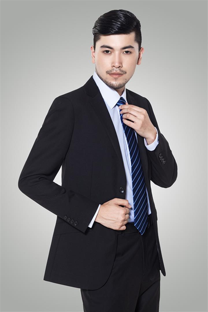 冯雅筑 调色与视觉增强负责人